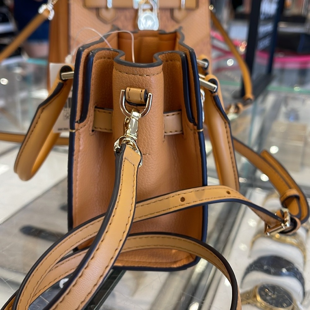 Michael Kors Hamilton XS Satchel Handbag Xbody Crossbody Leather Cider 
NWT - Picture 5 of 16